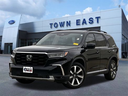 Used 2024 Honda Pilot Elite image 1