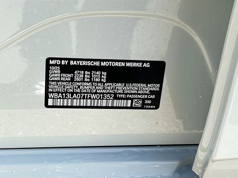 New 2026 BMW 330i Sedan w/ M Sport Package image 27