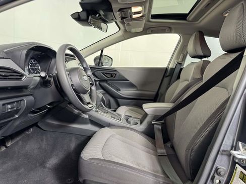 Used 2024 Subaru Crosstrek 2.0i Premium image 4