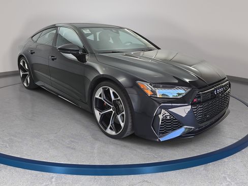 Used 2024 Audi RS 7 Performance AWD/4WD image 3