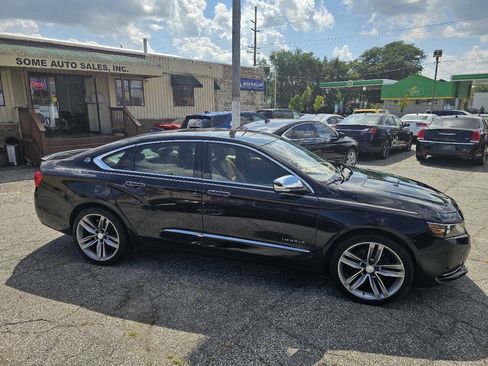 Used 2015 Chevrolet Impala LTZ FWD image 9