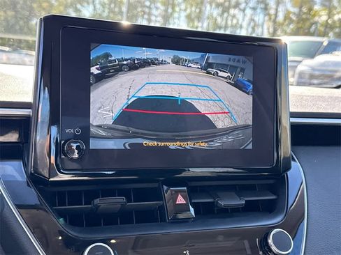 Used 2024 Toyota Corolla LE image 26