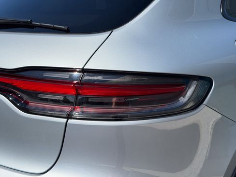 New 2026 Porsche Macan AWD/4WD image 12