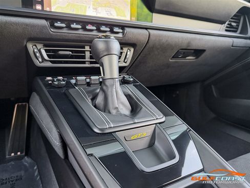 Used 2022 Porsche 911 GT3 RWD image 18