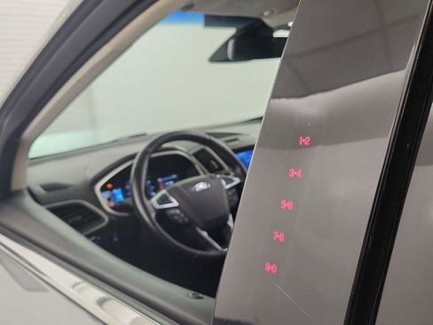 Used 2020 Ford Edge SEL w/ Convenience Package AWD/4WD image 26