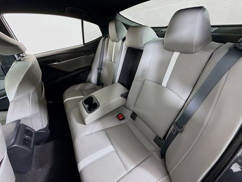 Certified 2025 Toyota Camry SE w/ Convenience Package image 8