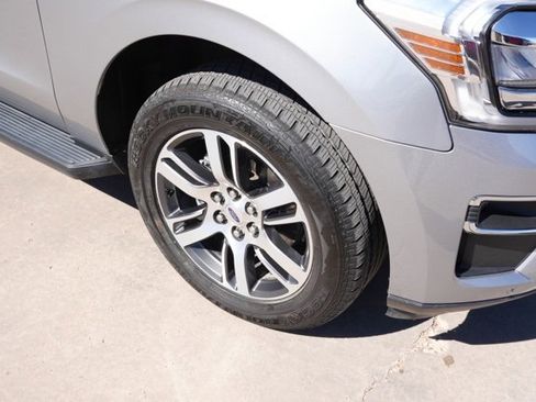 Used 2024 Ford Expedition Max Limited image 10
