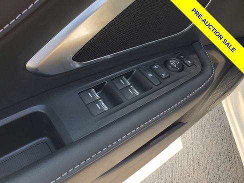 Used 2025 Acura RDX SH-AWD image 21