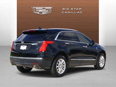 Used 2017 Cadillac XT5 Luxury FWD image 5