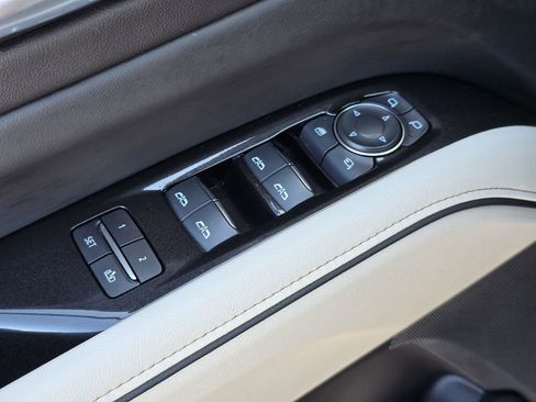 Used 2024 Cadillac Escalade Sport w/ Touring Package image 21