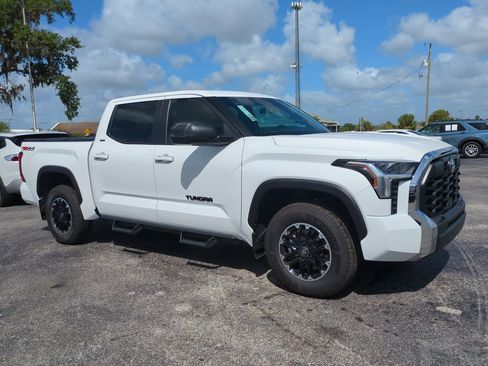 Used 2026 Toyota Tundra SR AWD/4WD image 2
