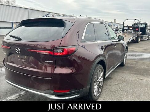 Certified 2024 MAZDA CX-90 3.3 Turbo w/ Premium Plus Pkg image 3