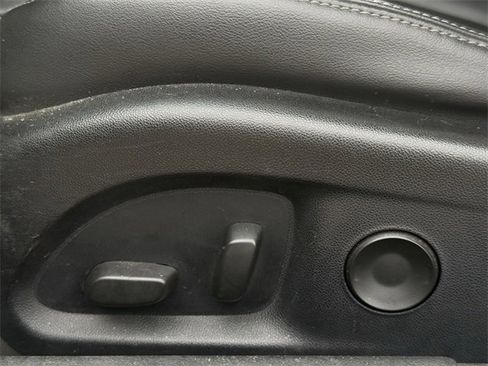 Certified 2020 Cadillac CT5 Luxury w/ Sun And Sound Package image 29