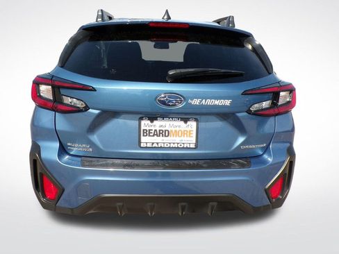 Used 2024 Subaru Crosstrek 2.0i Premium AWD/4WD image 3