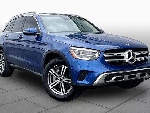 Used 2022 Mercedes-Benz GLC 300 image 2