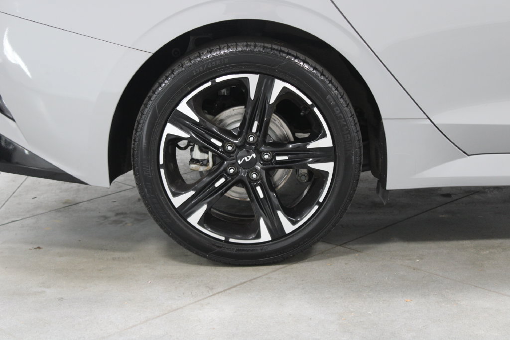 Used 2024 Kia K5 GT-Line w/ GT-Line Premium Package FWD image 14