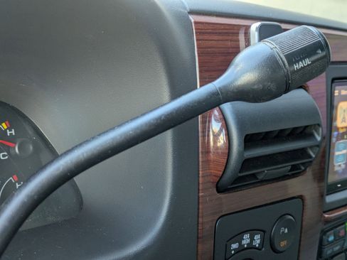 Used 2006 Ford F350 XL image 18