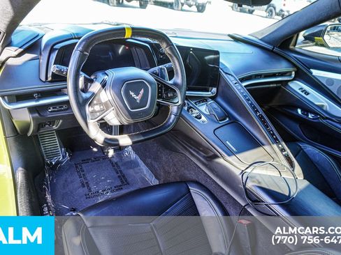 Used 2022 Chevrolet Corvette Stingray w/ Z51 Performance Package image 29