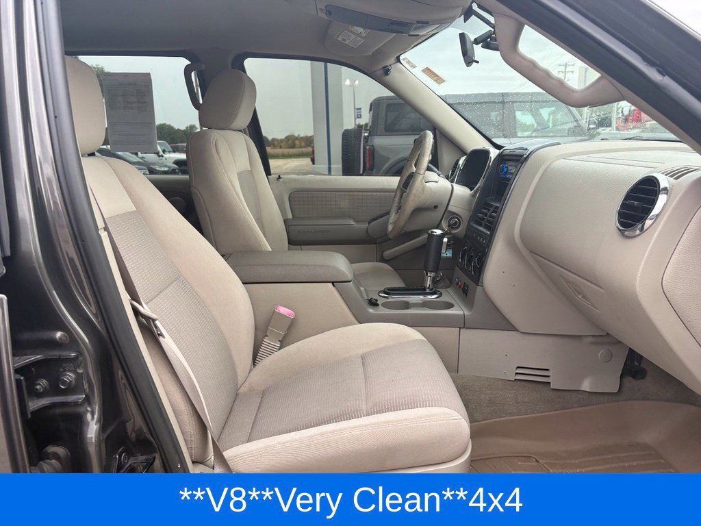 Used 2006 Ford Explorer XLT AWD/4WD image 16