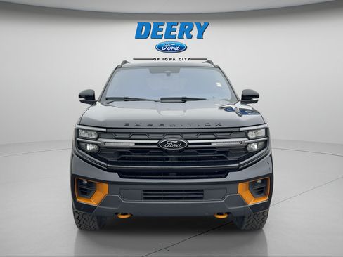 Used 2025 Ford Expedition Tremor AWD/4WD image 25