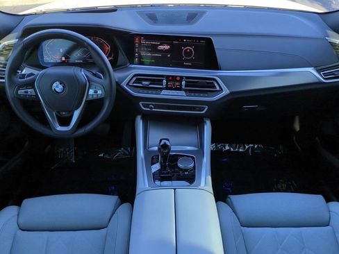 Used 2023 BMW X6 xDrive40i w/ Climate Comfort Package image 15