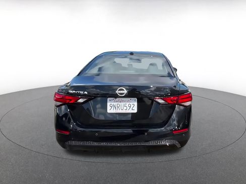 Used 2025 Nissan Sentra SV FWD image 12