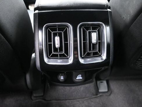 Certified 2026 Kia Sorento SX Prestige AWD/4WD image 34