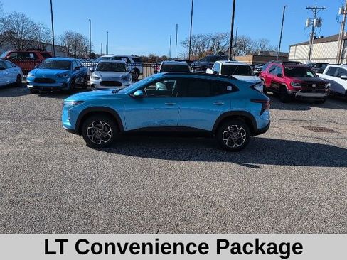 New 2026 Chevrolet Trax LT w/ Driver Confidence Package image 3