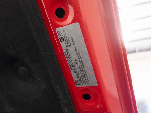 Used 2025 GMC Sierra 1500 Elevation image 35