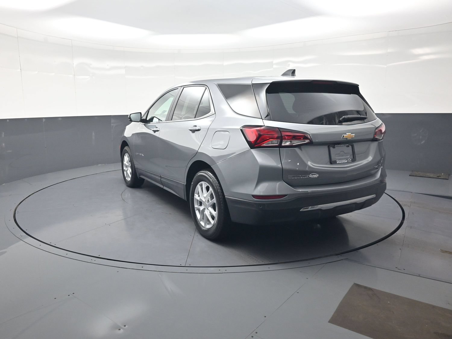 Used 2024 Chevrolet Equinox LT AWD/4WD image 5