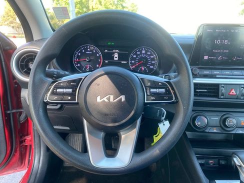 Used 2024 Kia Forte LXS FWD image 19