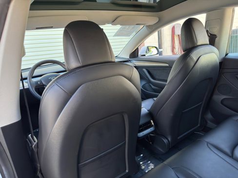 Used 2021 Tesla Model 3 Standard Range Plus RWD image 35