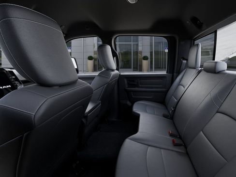 New 2026 RAM 2500 Tradesman AWD/4WD image 24