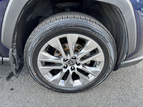 Certified 2023 Toyota RAV4 XLE Premium AWD/4WD image 22