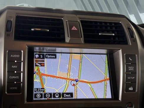 Certified 2021 Lexus GX 460 Premium w/ Premium Plus Package AWD/4WD image 19