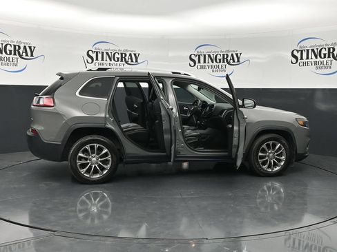 Used 2020 Jeep Cherokee Latitude Plus w/ Comfort/Convenience Group FWD image 48