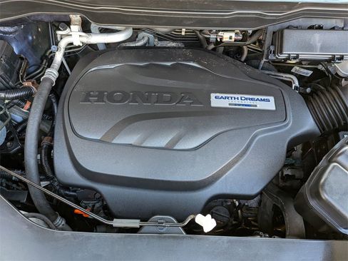 Used 2019 Honda Pilot LX image 25