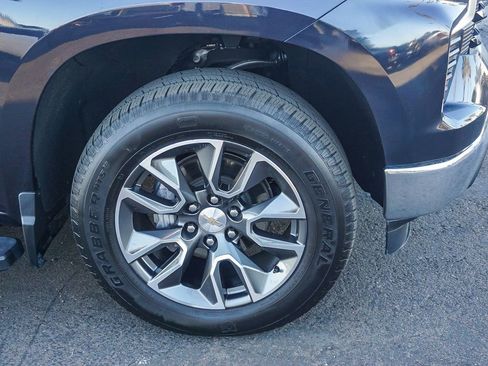 Used 2022 Chevrolet Silverado 1500 LT image 10