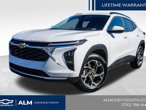 New 2026 Chevrolet Trax LT w/ Driver Confidence Package FWD image 1