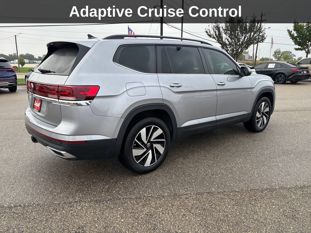 Used 2024 Volkswagen Atlas SE FWD image 6