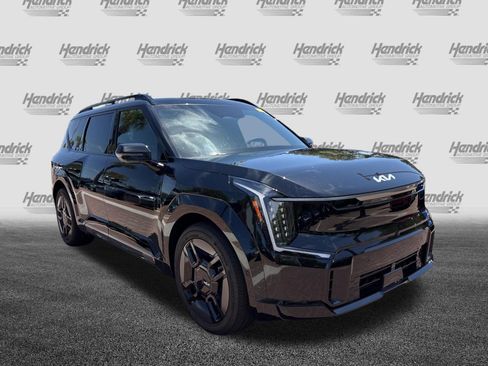 Used 2024 Kia EV9 GT-Line AWD/4WD image 2