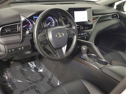 Used 2023 Toyota Camry SE image 17