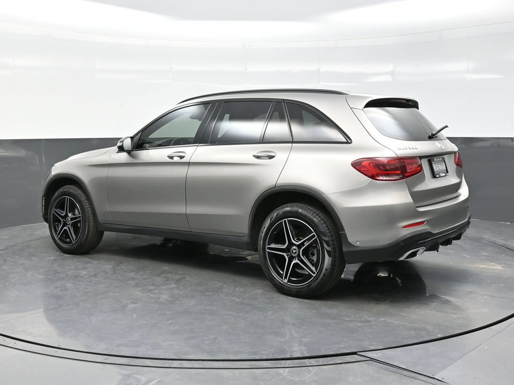 Used 2022 Mercedes-Benz GLC 300 4MATIC image 4