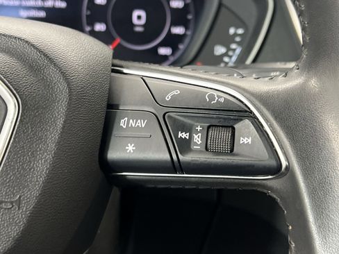 Used 2019 Audi Q5 2.0T Premium Plus w/ Premium Plus Package AWD/4WD image 37