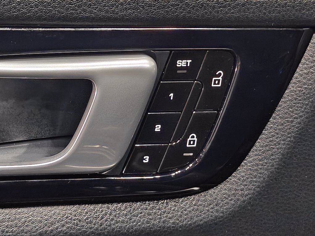 Used 2019 Porsche Cayenne S AWD/4WD image 58