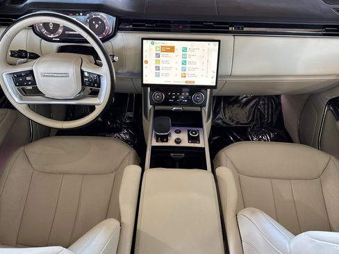 Used 2023 Land Rover Range Rover Autobiography AWD/4WD image 15