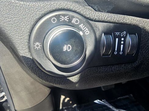Used 2016 FIAT 500X Trekking Plus image 19