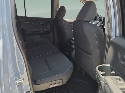 Used 2025 Honda Ridgeline Sport image 15
