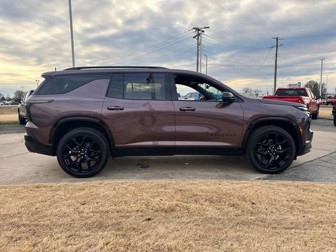 New 2026 Chevrolet Traverse RS w/ LPO, Floor Liner Package image 9