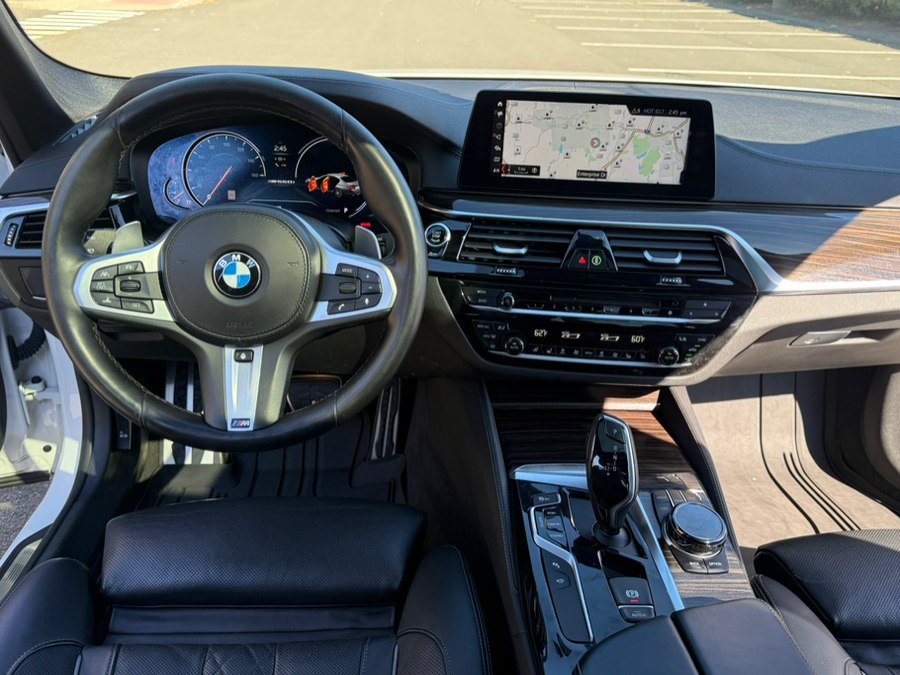 Used 2018 BMW M550i xDrive w/ Driving Assistance Package AWD/4WD image 16